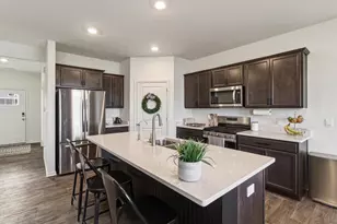10365 Whitney Pl, Crown Point, IN 46307 - Photo 10