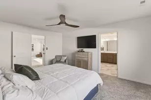 10365 Whitney Pl, Crown Point, IN 46307 - Photo 24