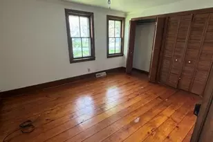1001 Earl Rd, Michigan City, IN 46360 - Photo 14