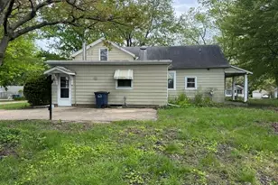 1001 Earl Rd, Michigan City, IN 46360 - Photo 8