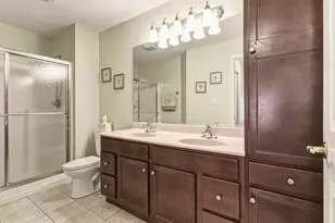 1096 Lakewood Ct, Schererville, IN 46375 - Photo 18
