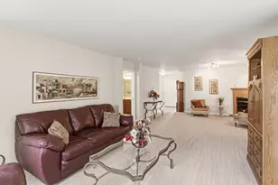 1096 Lakewood Ct, Schererville, IN 46375 - Photo 14