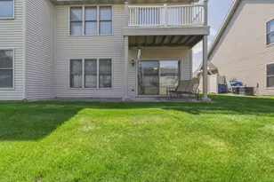 1096 Lakewood Ct, Schererville, IN 46375 - Photo 24