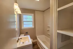 5377 Cleveland Ln, Merrillville, IN 46410 - Photo 6