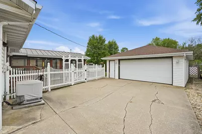 3523 41st Place, Highland, IN 46322 - Photo 20