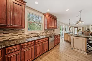 221 Shady Oak Dr, Michigan City, IN 46360 - Photo 2