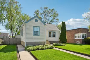 838 174th St, Hammond, IN 46324 - Photo 2
