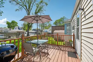 838 174th St, Hammond, IN 46324 - Photo 14