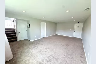 1216 Dwiggins Court, Griffith, IN 46319 - Photo 10