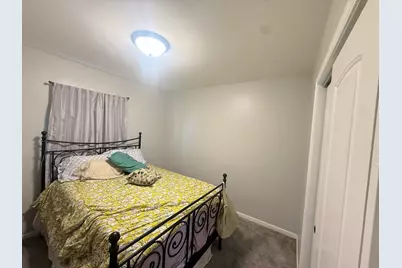 1216 Dwiggins Court, Griffith, IN 46319 - Photo 8