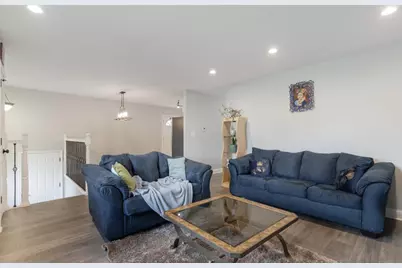 1216 N Dwiggins Court, Griffith, IN 46319 - Photo 4