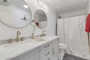 1216 N Dwiggins Ct, Griffith, IN 46319 - Photo 26