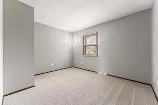 55944 Buckeye Rd, Mishawaka, IN 46545 - Photo 12