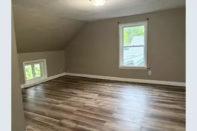 1057 Woodlawn Avenue, Chesterton, IN 46304 - Photo 10
