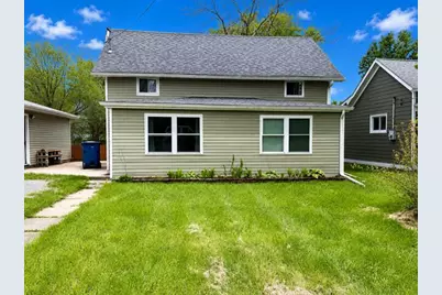 1057 Woodlawn Avenue, Chesterton, IN 46304 - Photo 1