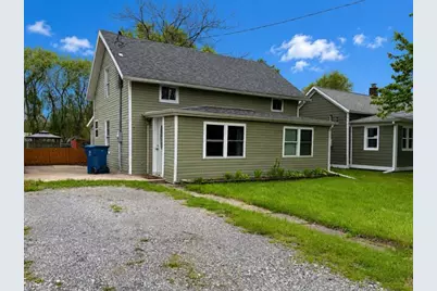 1057 Woodlawn Avenue, Chesterton, IN 46304 - Photo 2
