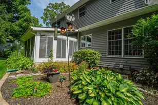 722 Timber Ct, Chesterton, IN 46304 - Photo 8