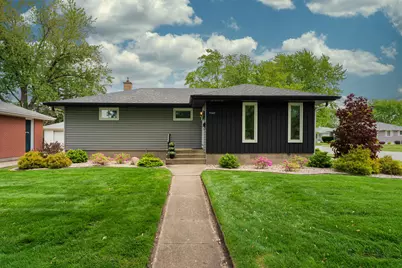 9247 Cottage Grove Avenue, Highland, IN 46322 - Photo 2
