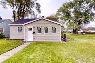 907 Central Ave, Gary, IN 46407 - Photo 2