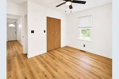 5702 Mulberry Avenue, Portage, IN 46368 - Photo 8