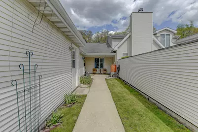 2242 Deerpath Drive W, Schererville, IN 46375 - Photo 2