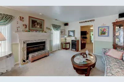 2242 Deerpath Drive W, Schererville, IN 46375 - Photo 12