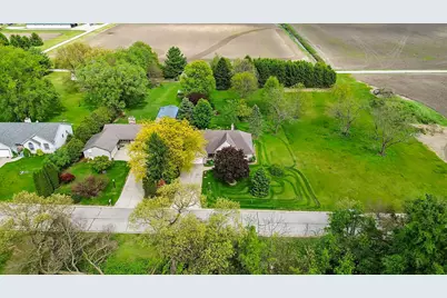 12181 N 332 E #46, Demotte, IN 46310 - Photo 10