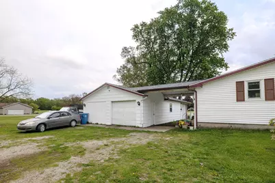 607 E Washington Street, Morocco, IN 47963 - Photo 6
