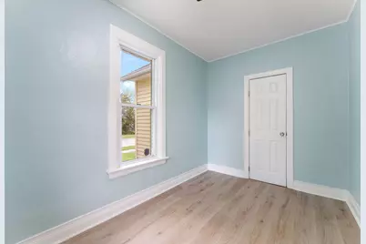 718 N Grant Street, Crown Point, IN 46307 - Photo 12