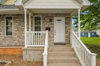 718 N Grant Street, Crown Point, IN 46307 - Photo 2