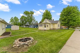 718 N Grant St, Crown Point, IN 46307 - Photo 18