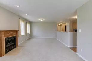 2515 Longwood Dr, Highland, IN 46322 - Photo 8