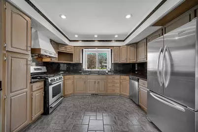 9894 W Oakridge Drive, Saint John, IN 46373 - Photo 8