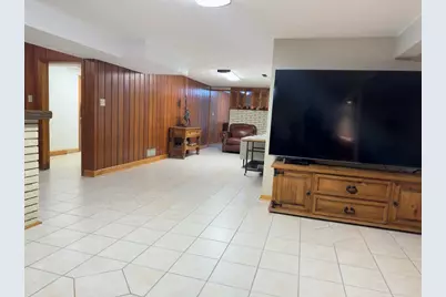 2256 W 57th Place, Merrillville, IN 46410 - Photo 26