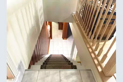 2256 W 57th Place, Merrillville, IN 46410 - Photo 22