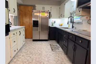 2256 W 57th Place, Merrillville, IN 46410 - Photo 6