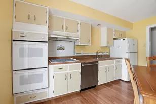 627 Olympia Rd, Valparaiso, IN 46385 - Photo 8