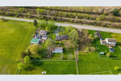 713 W State Road 130, Hobart, IN 46342 - Photo 34