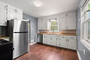 8549 Greenwood Ave, Munster, IN 46321 - Photo 6