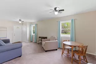 131 N 18th St, Chesterton, IN 46304 - Photo 12