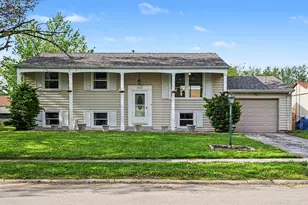 1707 Peachtree Dr, Valparaiso, IN 46383 - Photo 2