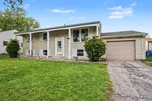 1707 Peachtree Dr, Valparaiso, IN 46383 - Photo 4