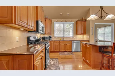 239 Edgewood Drive, Valparaiso, IN 46385 - Photo 10