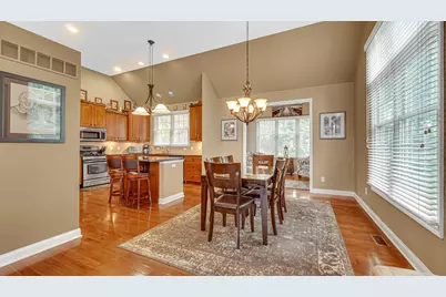 239 Edgewood Drive, Valparaiso, IN 46385 - Photo 6