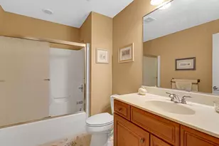 239 Edgewood Dr, Valparaiso, IN 46385 - Photo 20