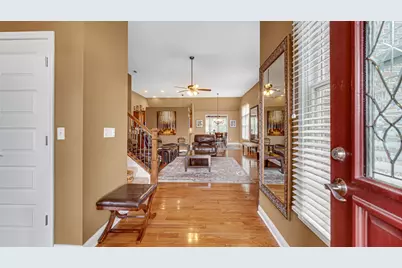 239 Edgewood Drive, Valparaiso, IN 46385 - Photo 2