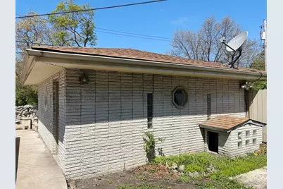 2048 Roosevelt Place, Gary, IN 46404 - Photo 6