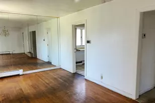 2048 Roosevelt Pl, Gary, IN 46404 - Photo 18