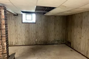 2048 Roosevelt Pl, Gary, IN 46404 - Photo 24