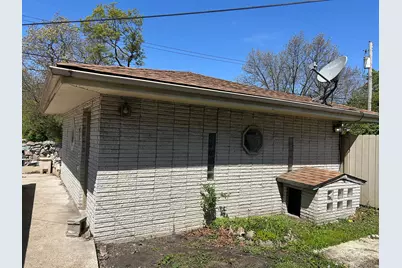 2048 Roosevelt Place, Gary, IN 46404 - Photo 6